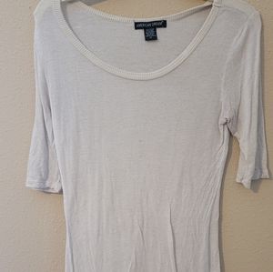 Quarter sleeve shirt